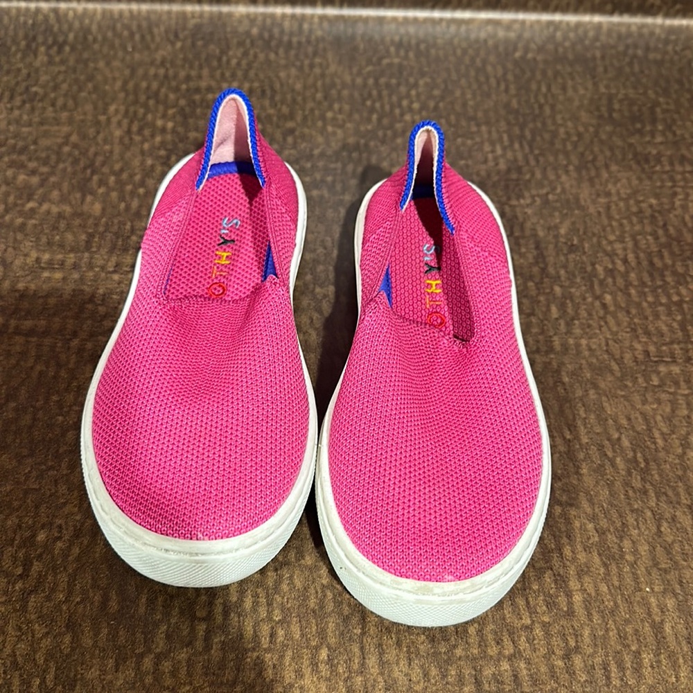 Size 11 Girls Rothy’s